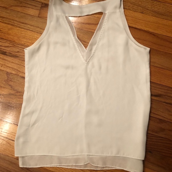 White business blouse - Picture 2 of 3